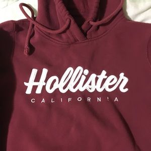 maroon hollister hoodie